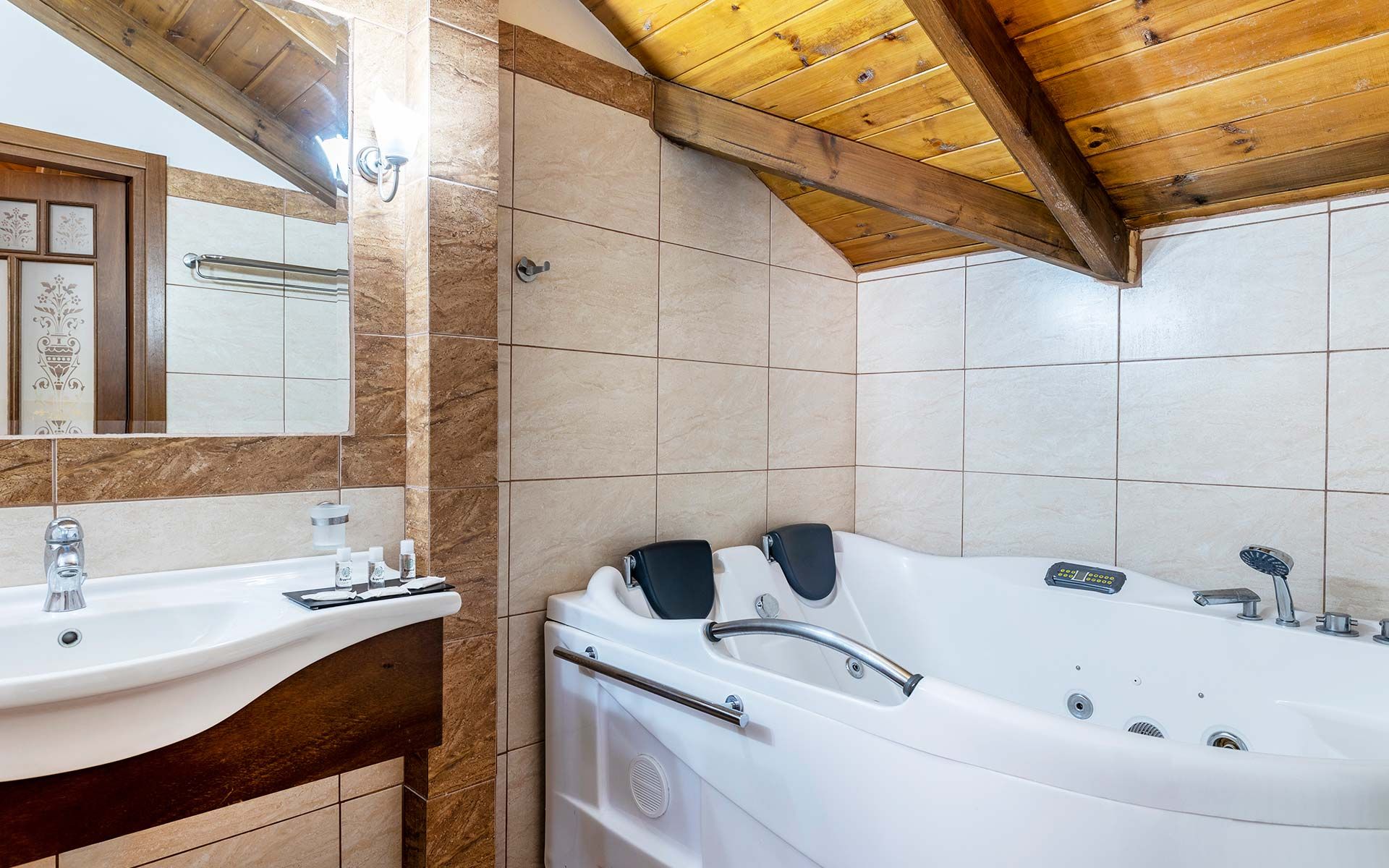 Bathroom with jacuzzi.